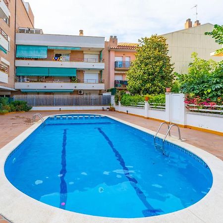 Homeholidaysrentals Margot - Costa Barcelona Пінеза-да-Мар Екстер'єр фото