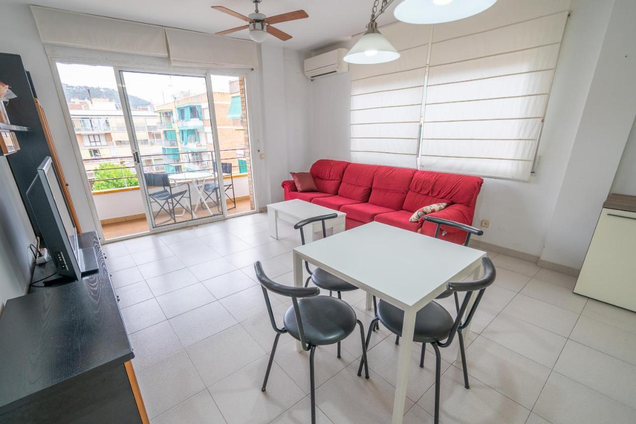 Homeholidaysrentals Margot - Costa Barcelona Пінеза-да-Мар Екстер'єр фото