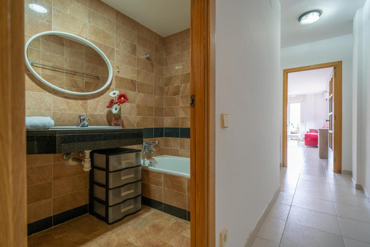 Homeholidaysrentals Margot - Costa Barcelona Пінеза-да-Мар Екстер'єр фото